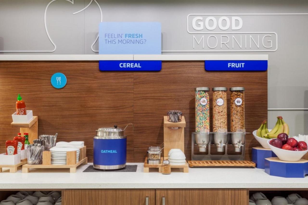Holiday Inn Express - White Marsh By Ihg Esterno foto